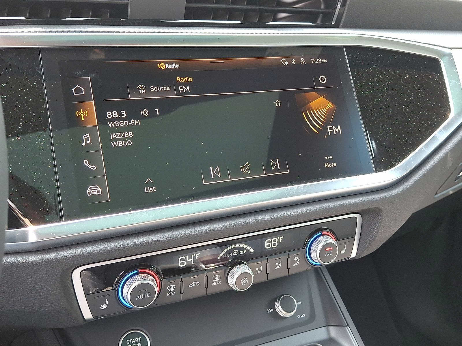 Thumbnail: 2025 Audi Q3 - 14