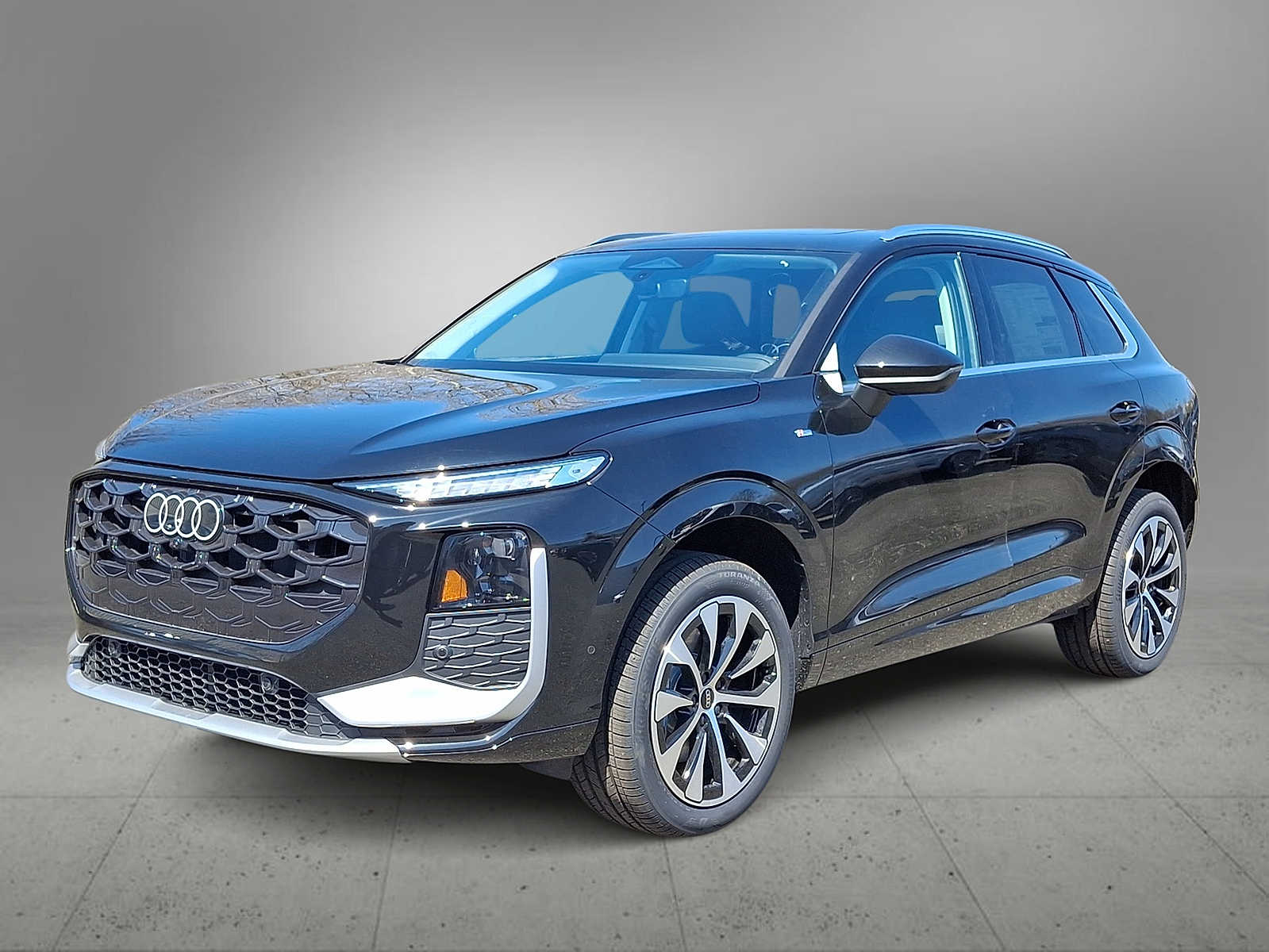 Thumbnail: 2026 Audi Q3 - 1