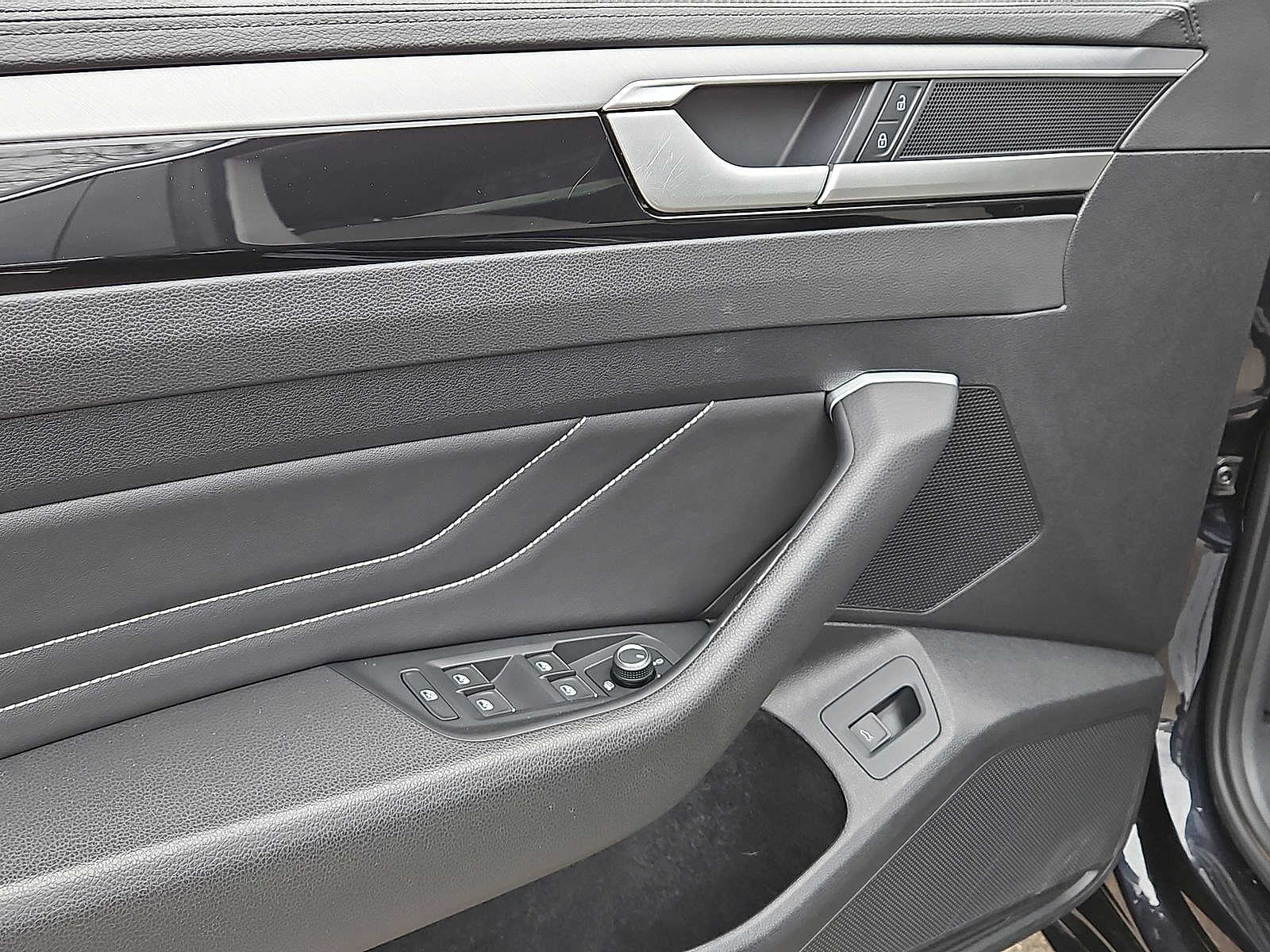 Thumbnail: 2021 Volkswagen Arteon - 10