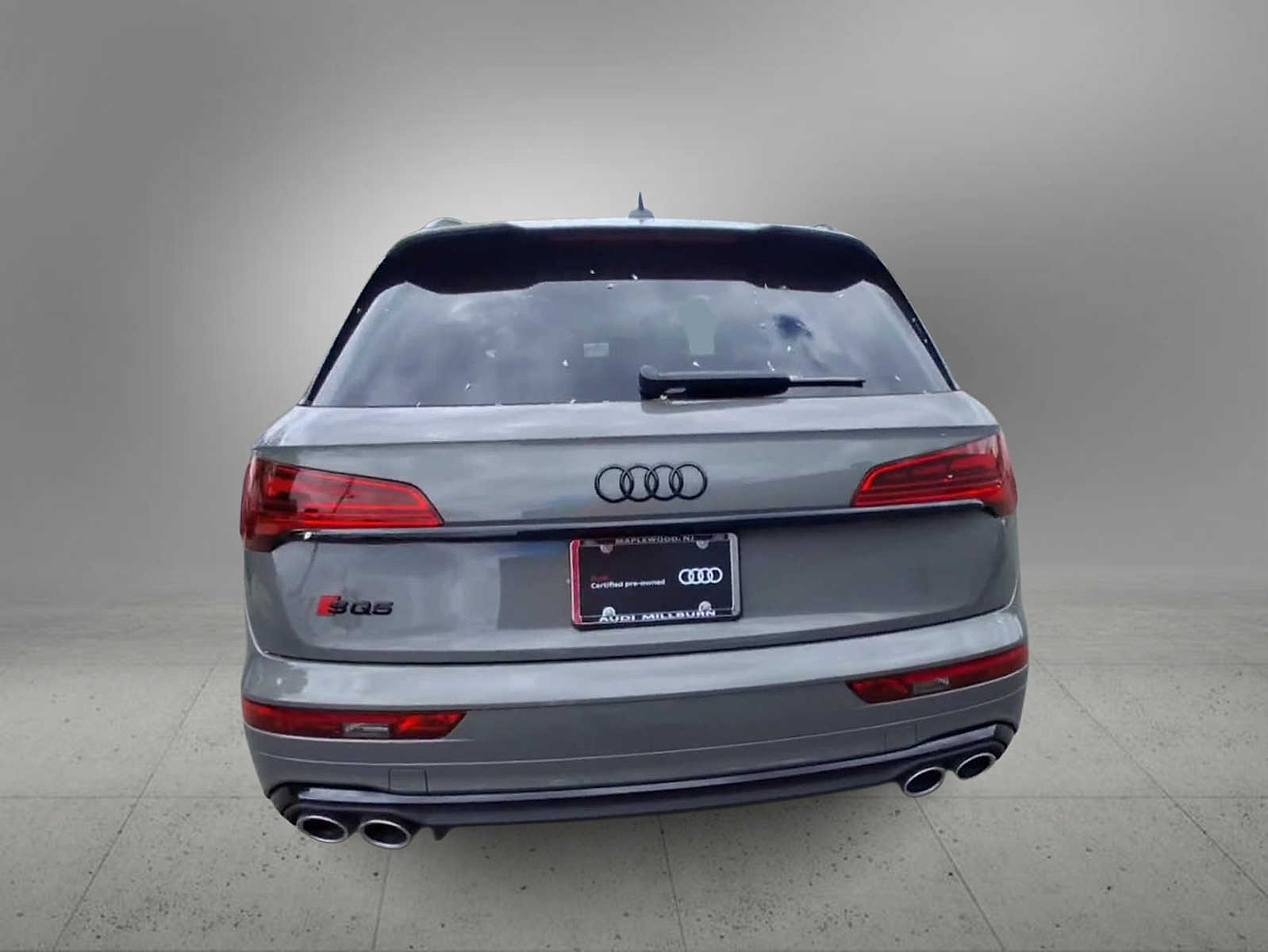 Thumbnail: 2023 Audi SQ5 - 6