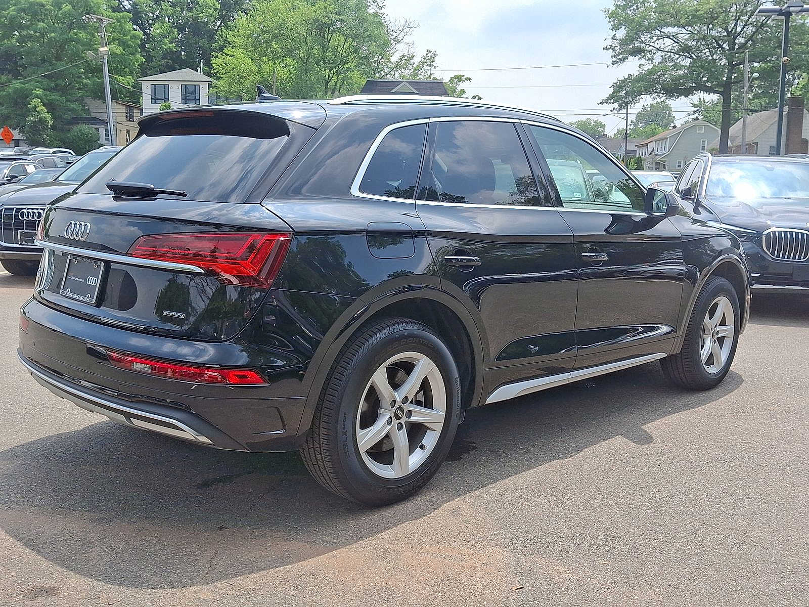 Thumbnail: 2022 Audi Q5 - 25