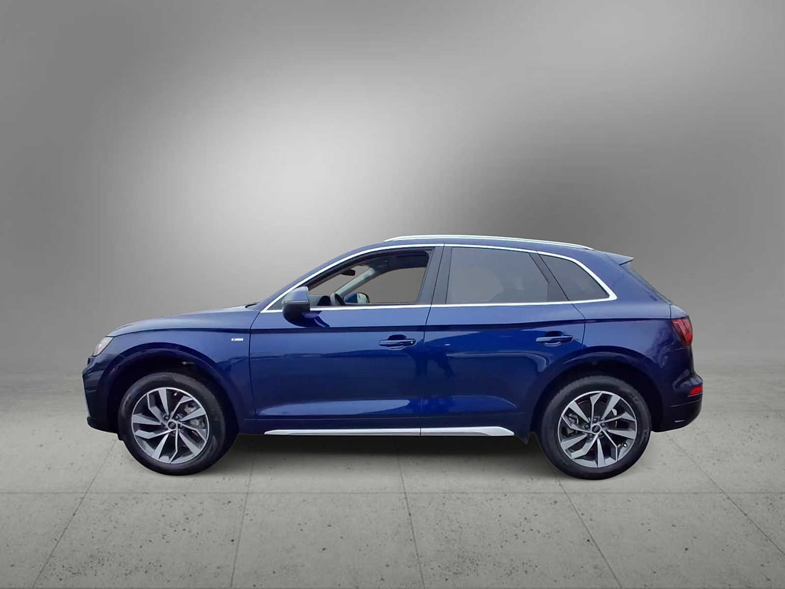 Thumbnail: 2023 Audi Q5 - 5