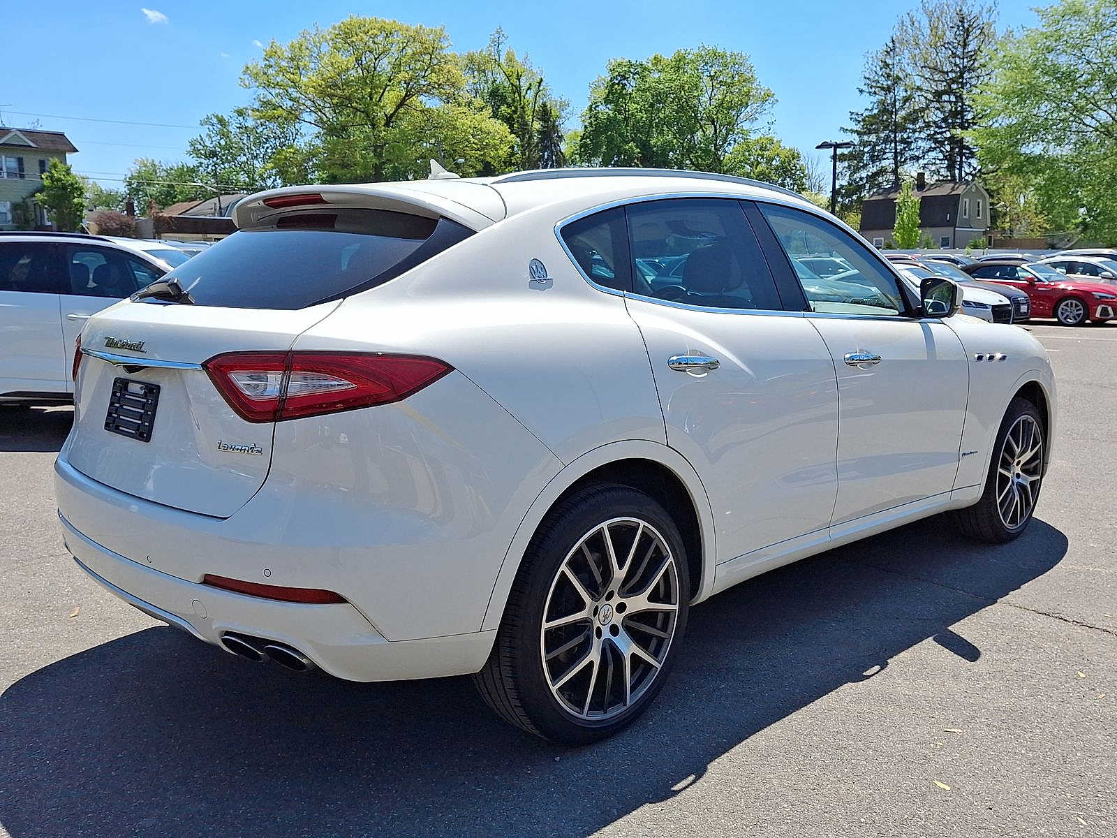 Thumbnail: 2020 Maserati Levante - 22