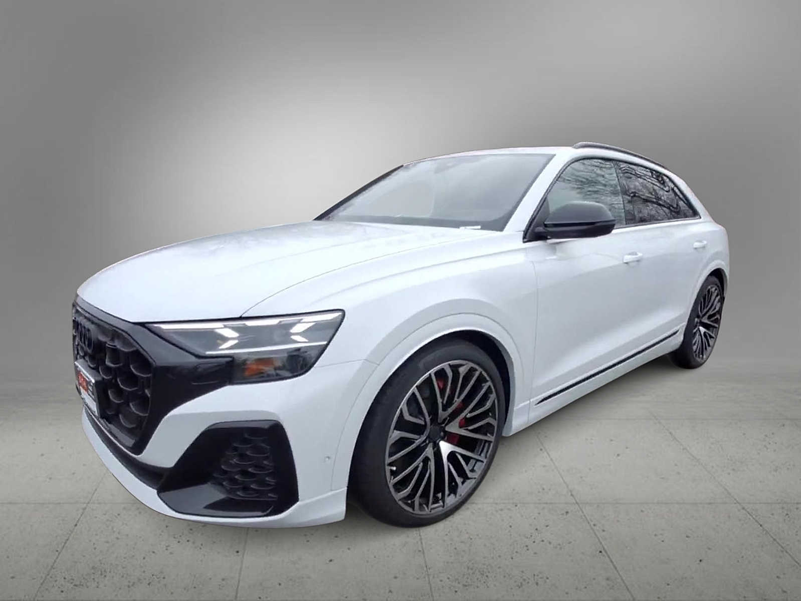 Thumbnail: 2026 Audi SQ8 - 4