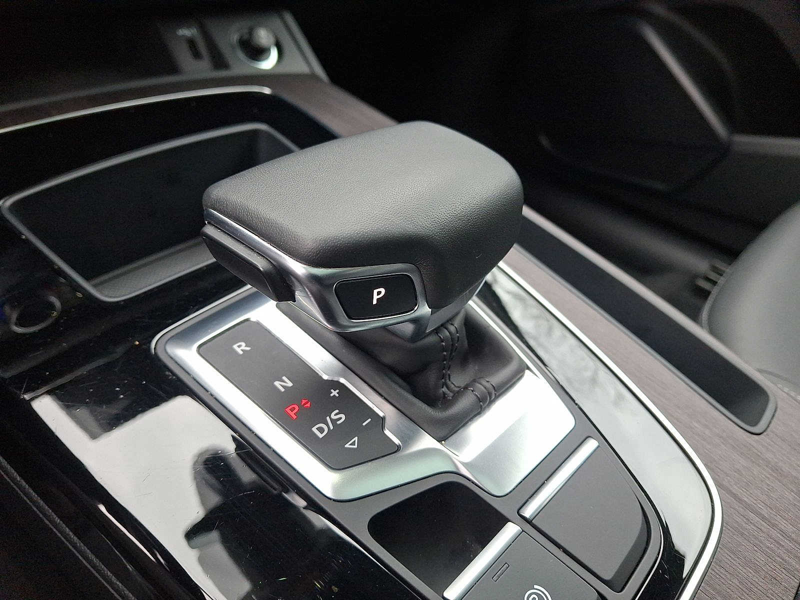 Thumbnail: 2023 Audi Q5 - 12