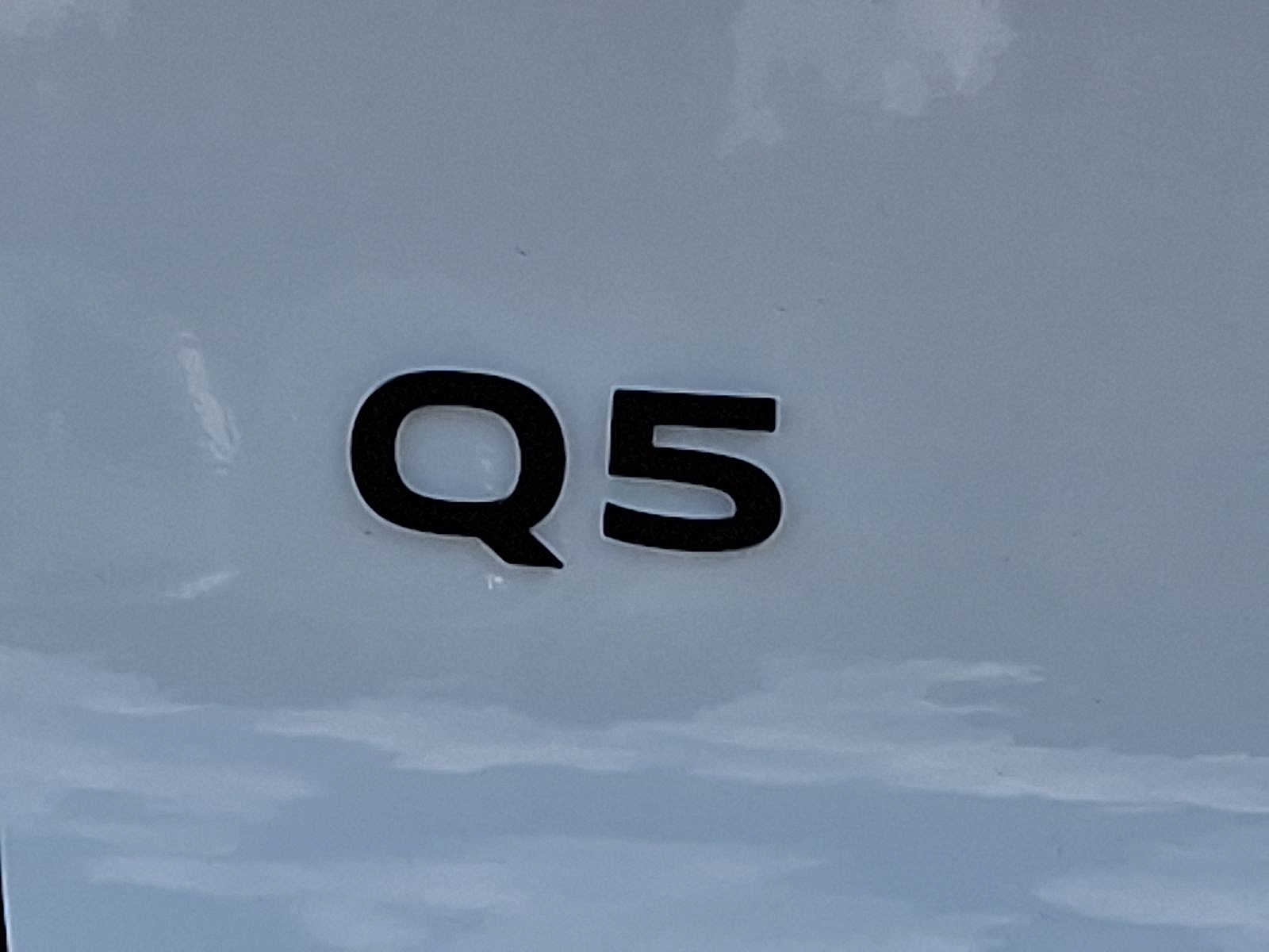 Thumbnail: 2025 Audi Q5 - 21