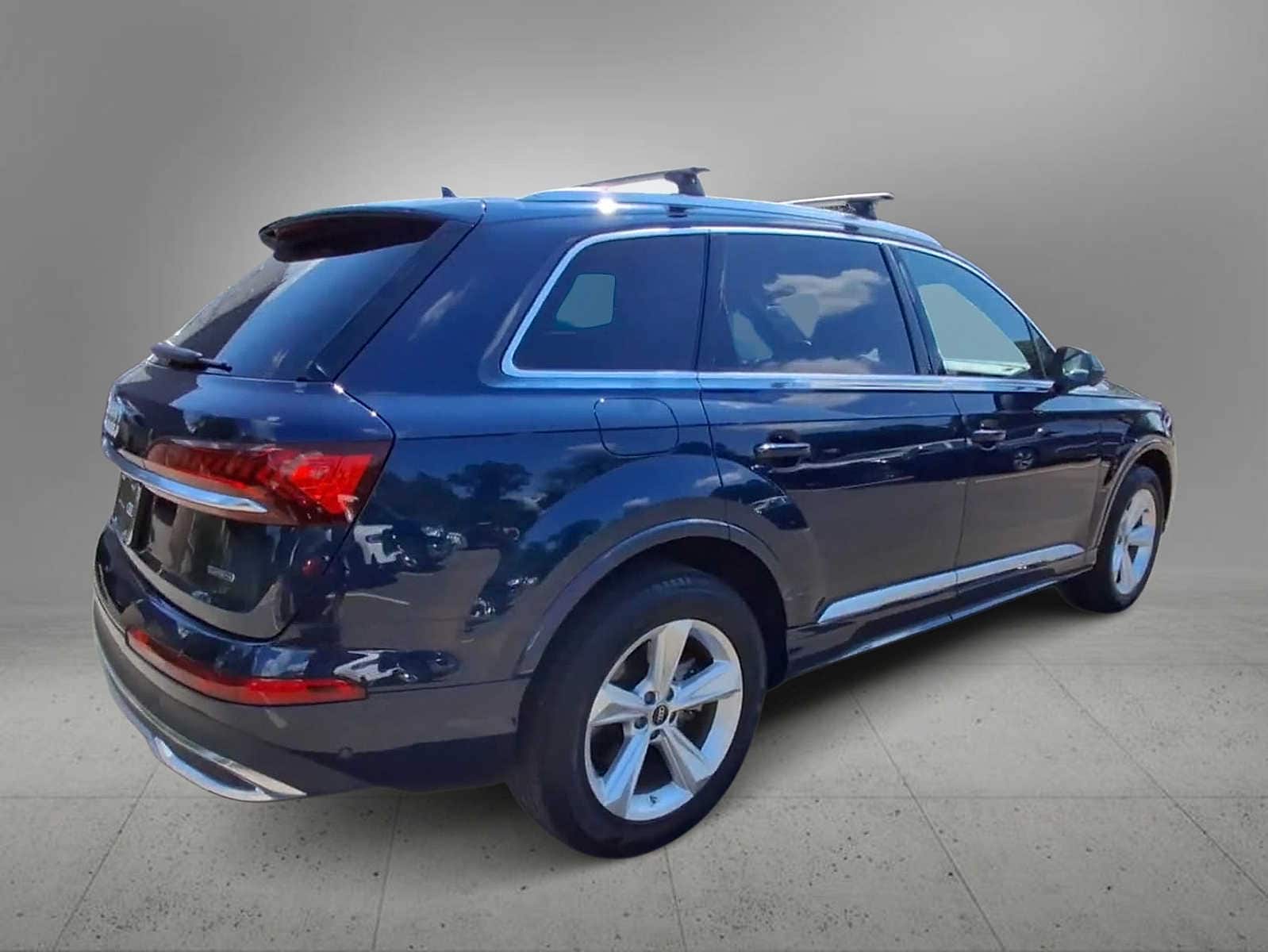 Thumbnail: 2023 Audi Q7 - 8
