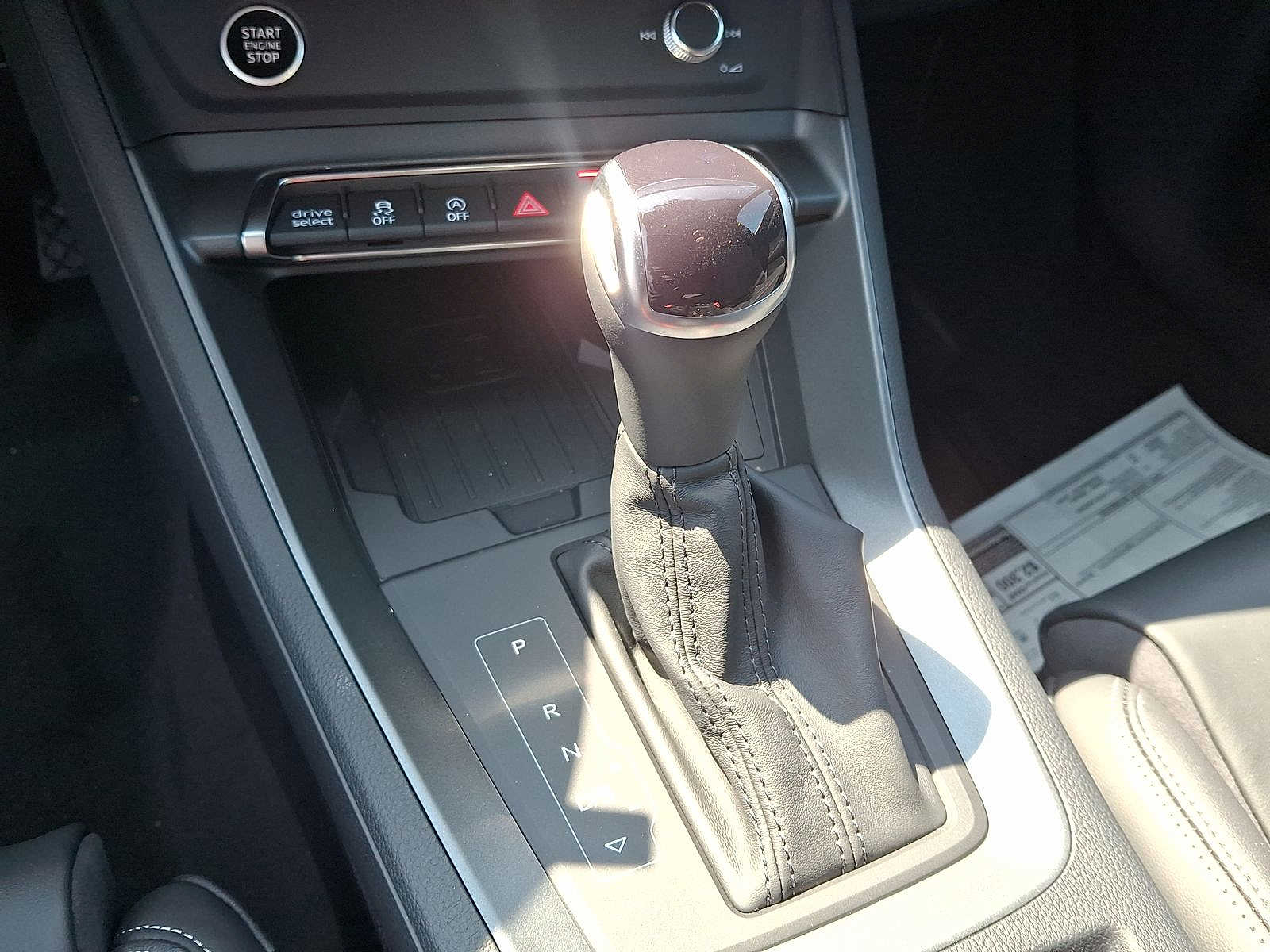 Thumbnail: 2025 Audi Q3 - 13