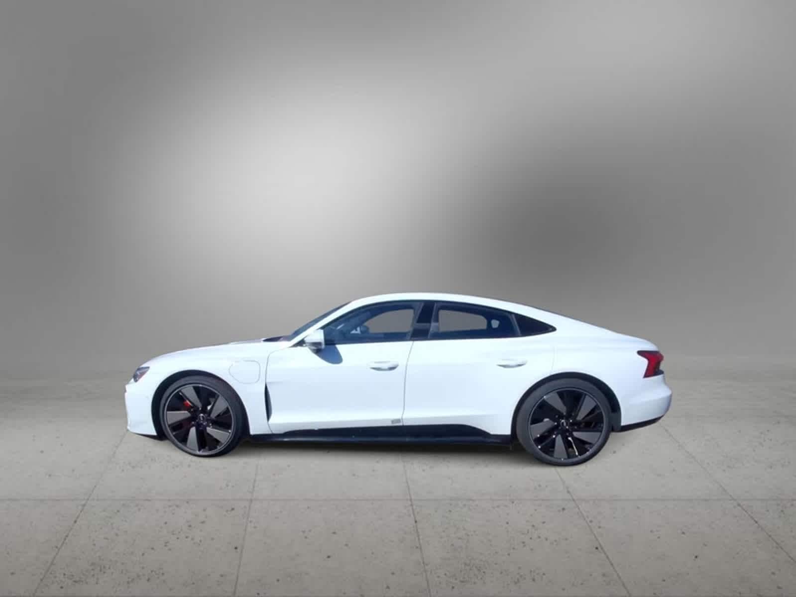 2025 Audi e-tron GT Premium Plus 5