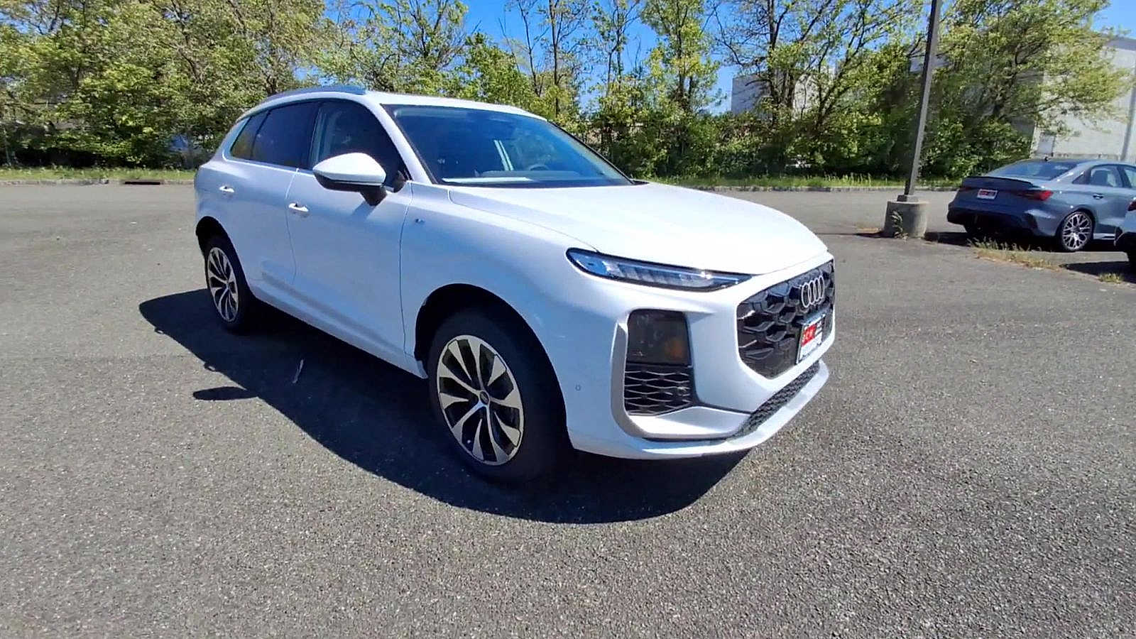 Thumbnail: 2026 Audi Q3 - 2
