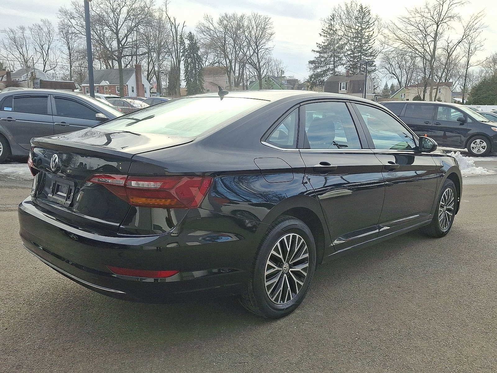 Thumbnail: 2019 Volkswagen Jetta - 25