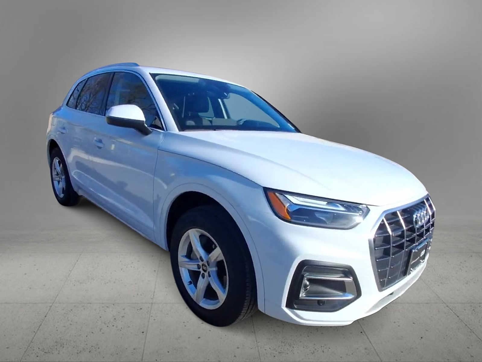 Thumbnail: 2023 Audi Q5 - 2