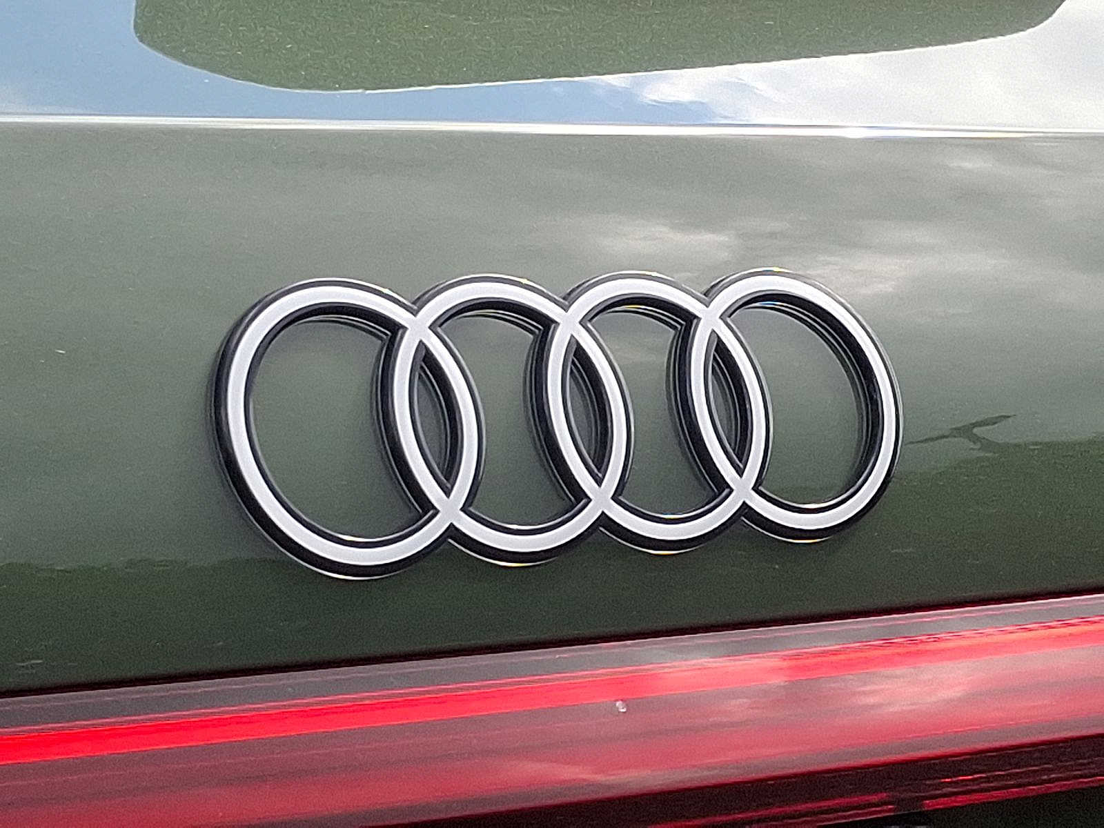 Thumbnail: 2025 Audi Q5 - 17