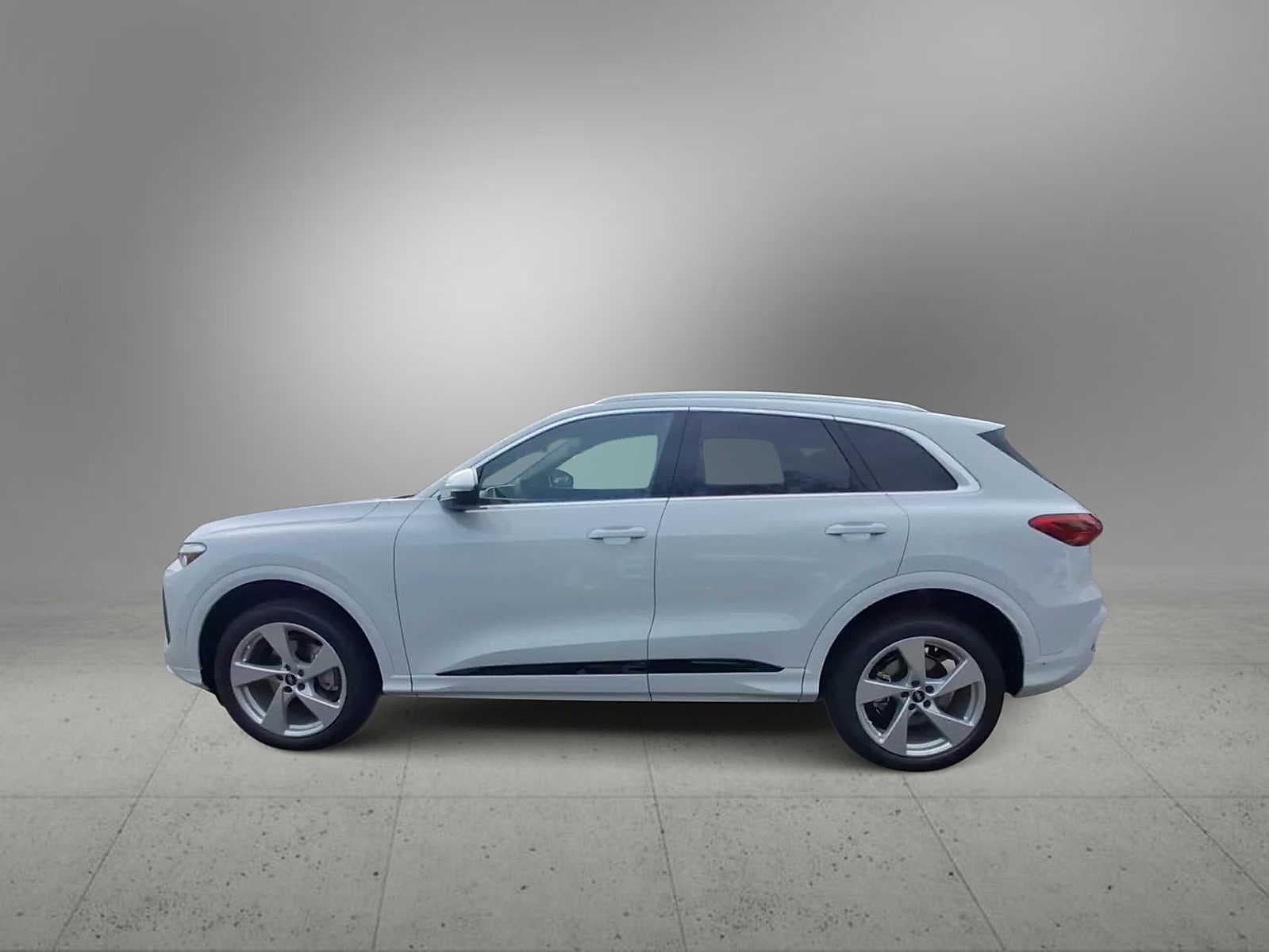 Thumbnail: 2025 Audi Q5 - 5