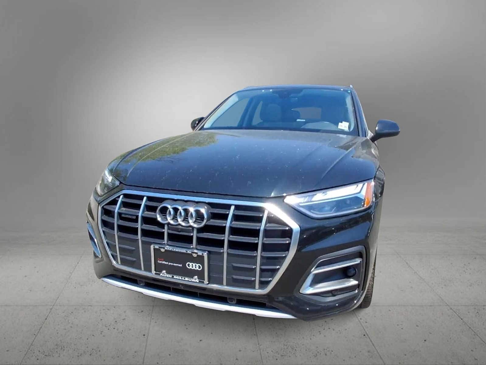 Thumbnail: 2021 Audi Q5 - 3