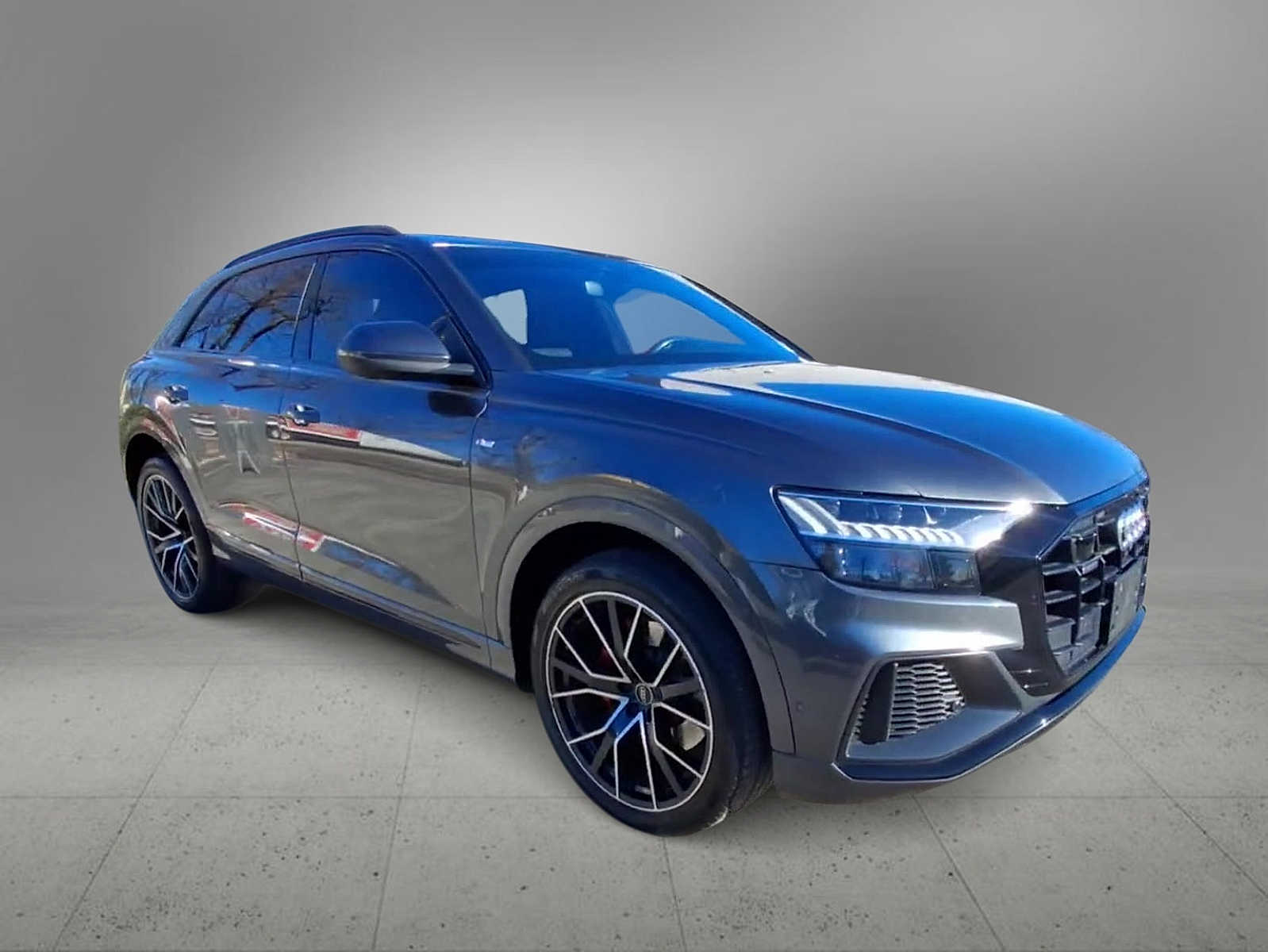 Thumbnail: 2021 Audi Q8 - 2
