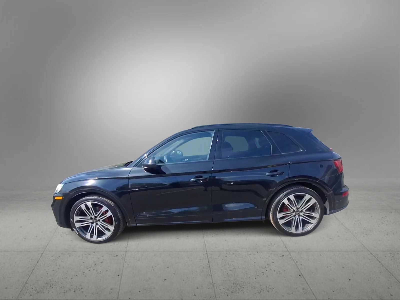 Thumbnail: 2020 Audi SQ5 - 5