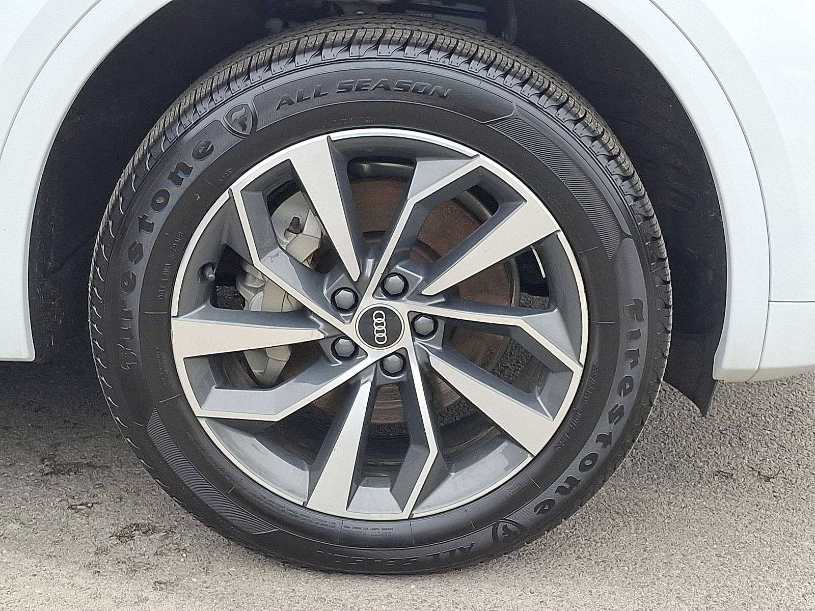 Thumbnail: 2023 Audi Q5 - 26