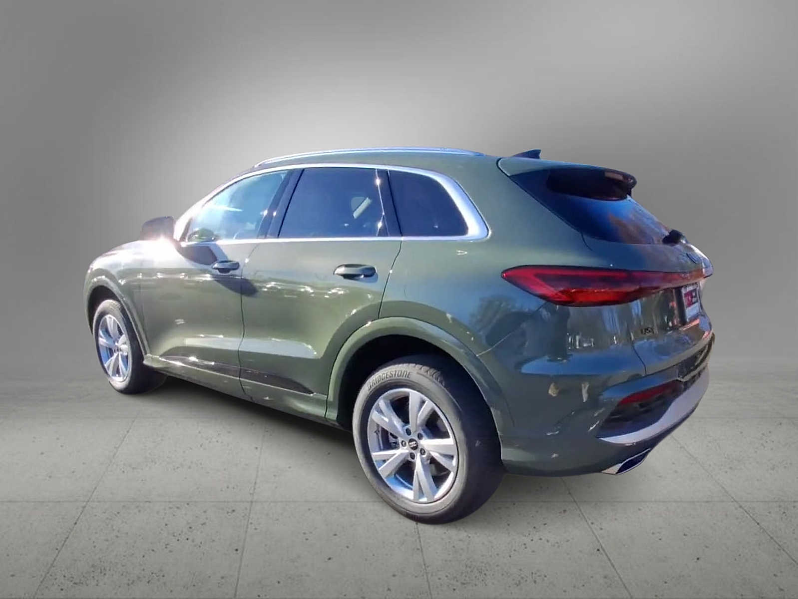 Thumbnail: 2025 Audi Q5 - 6