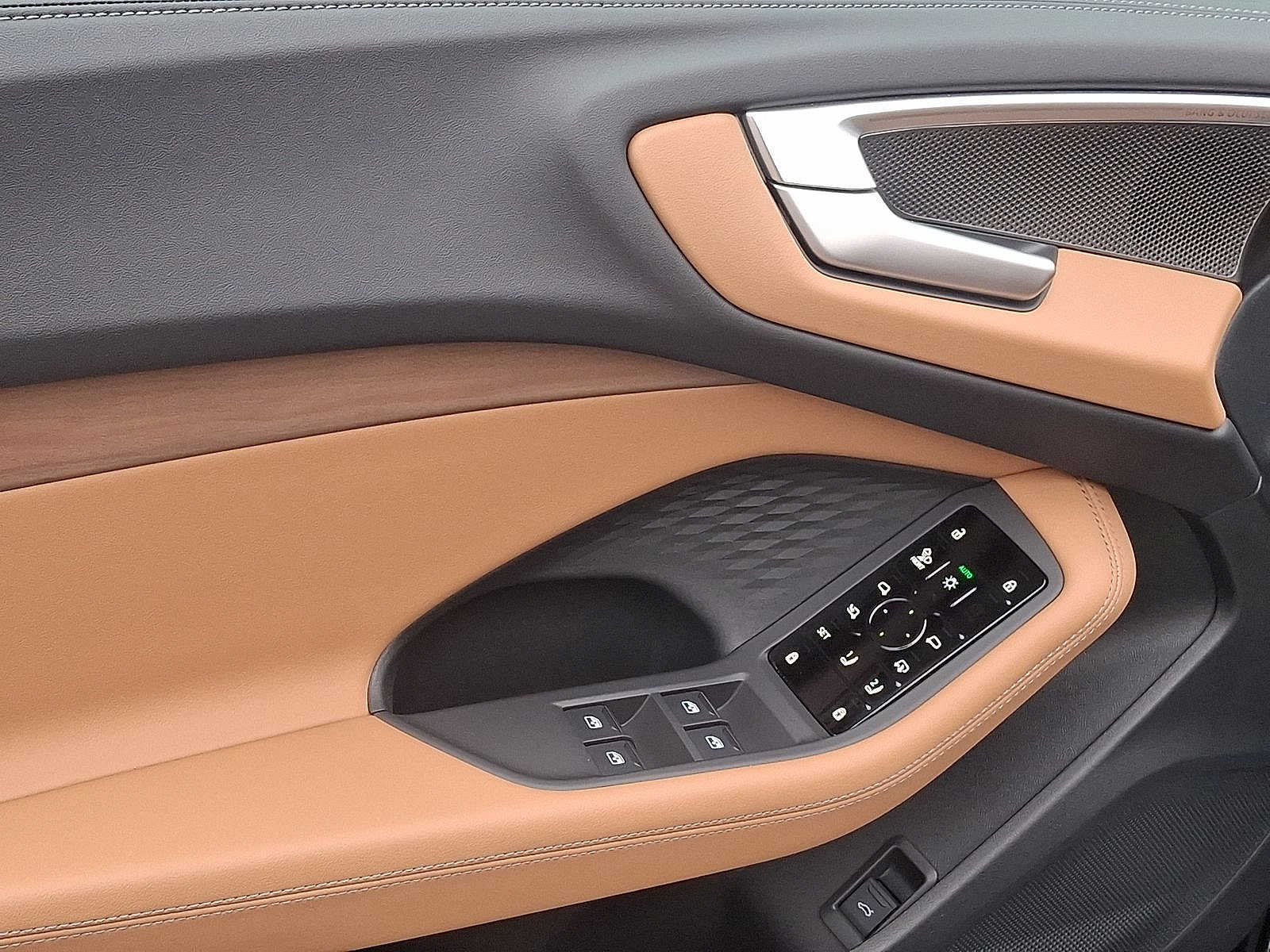 Thumbnail: 2025 Audi A5 - 9