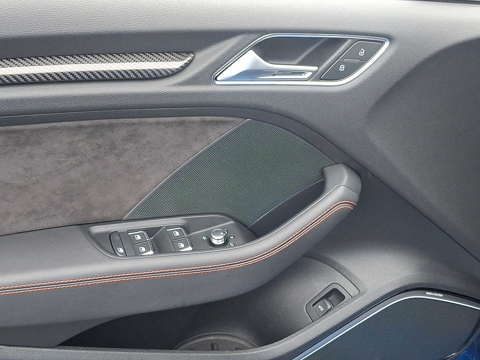 Thumbnail: 2019 Audi RS 3 - 10