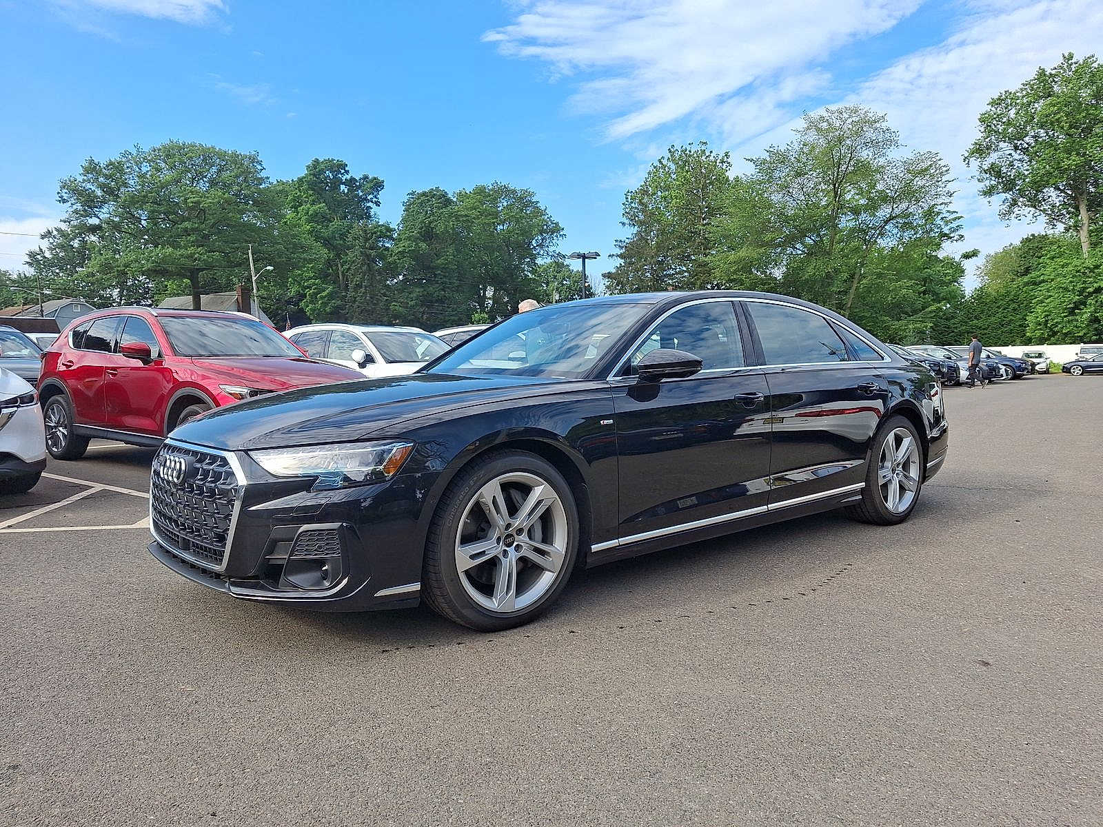 Thumbnail: 2025 Audi A8 - 10