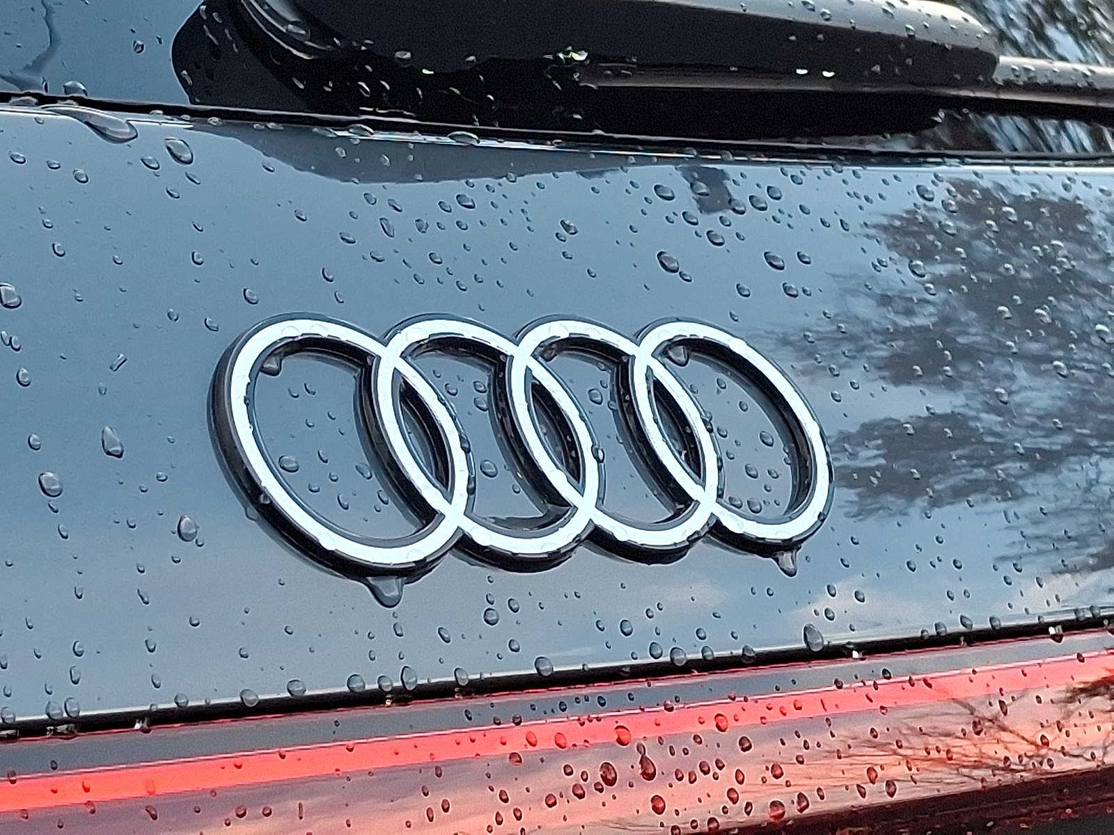 Thumbnail: 2025 Audi Q5 - 17