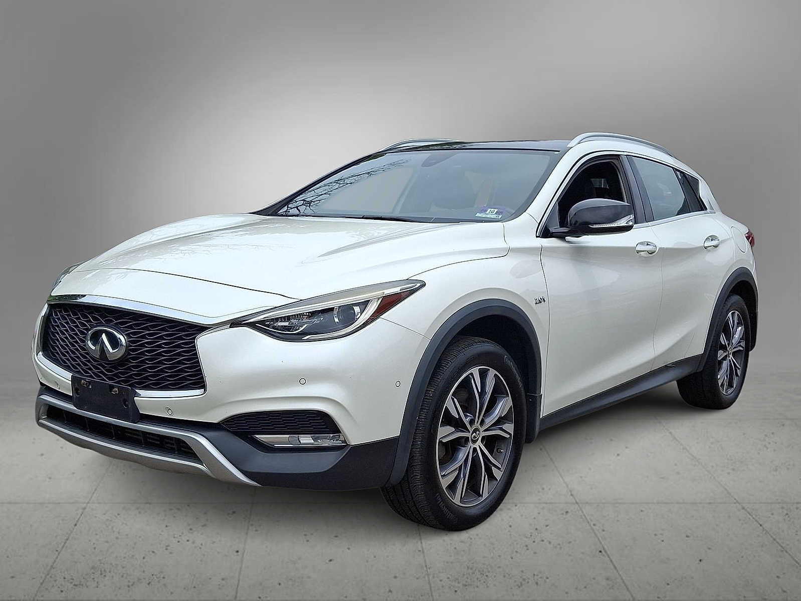 2017 INFINITI QX30 Premium -
                  Maplewood, NJ