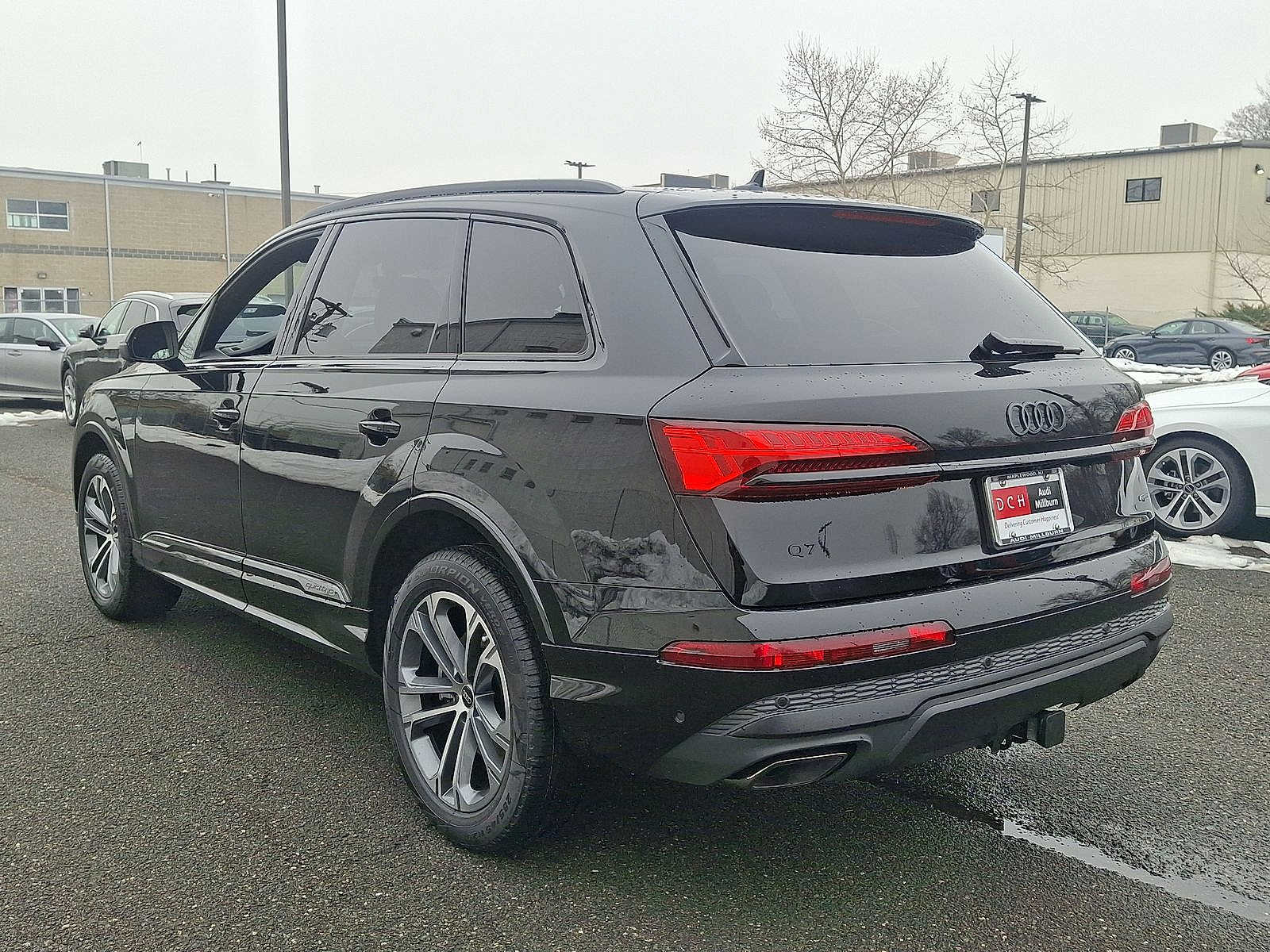 Thumbnail: 2026 Audi Q7 - 12