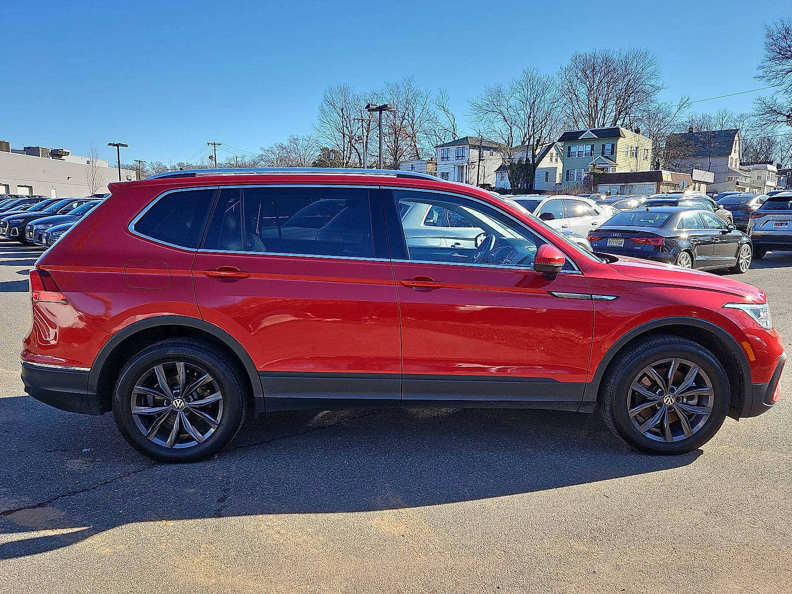 Thumbnail: 2022 Volkswagen Tiguan - 26