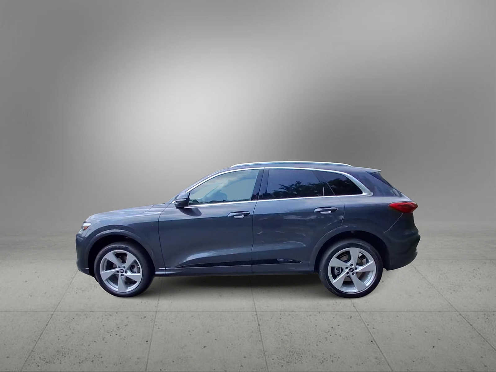 Thumbnail: 2025 Audi Q5 - 5