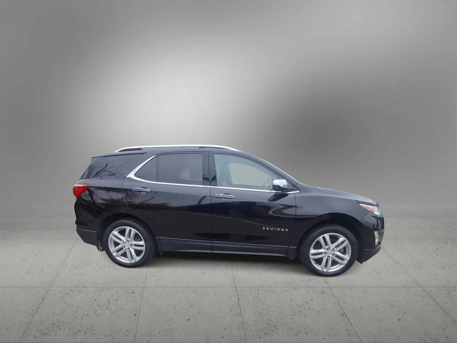 Thumbnail: 2020 Chevrolet Equinox - 9