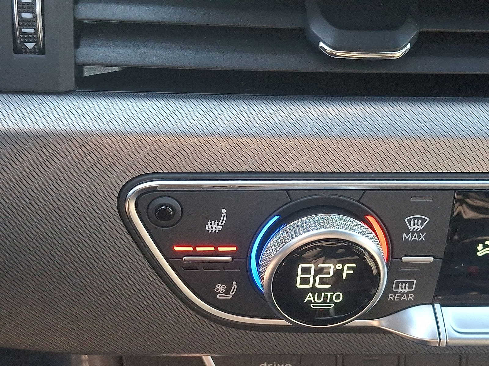 Thumbnail: 2023 Audi A4 - 19