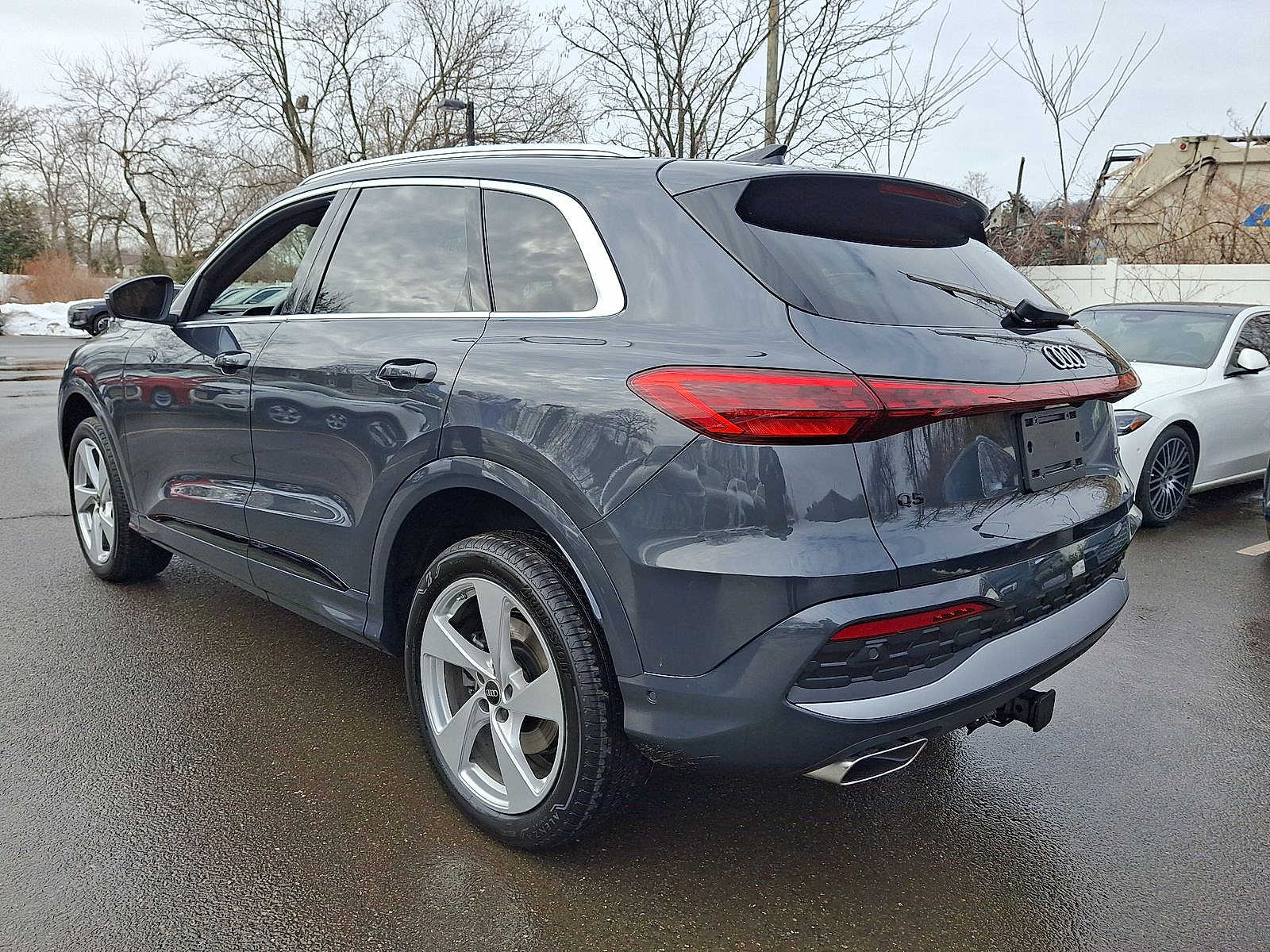 Thumbnail: 2025 Audi Q5 - 22