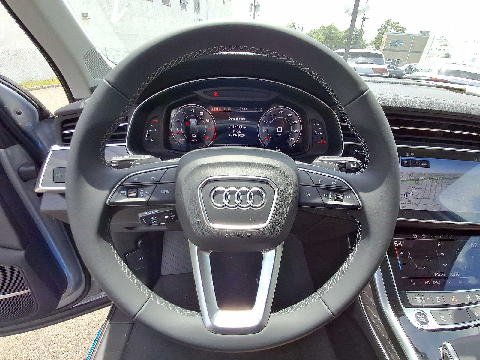 Thumbnail: 2026 Audi Q7 - 23