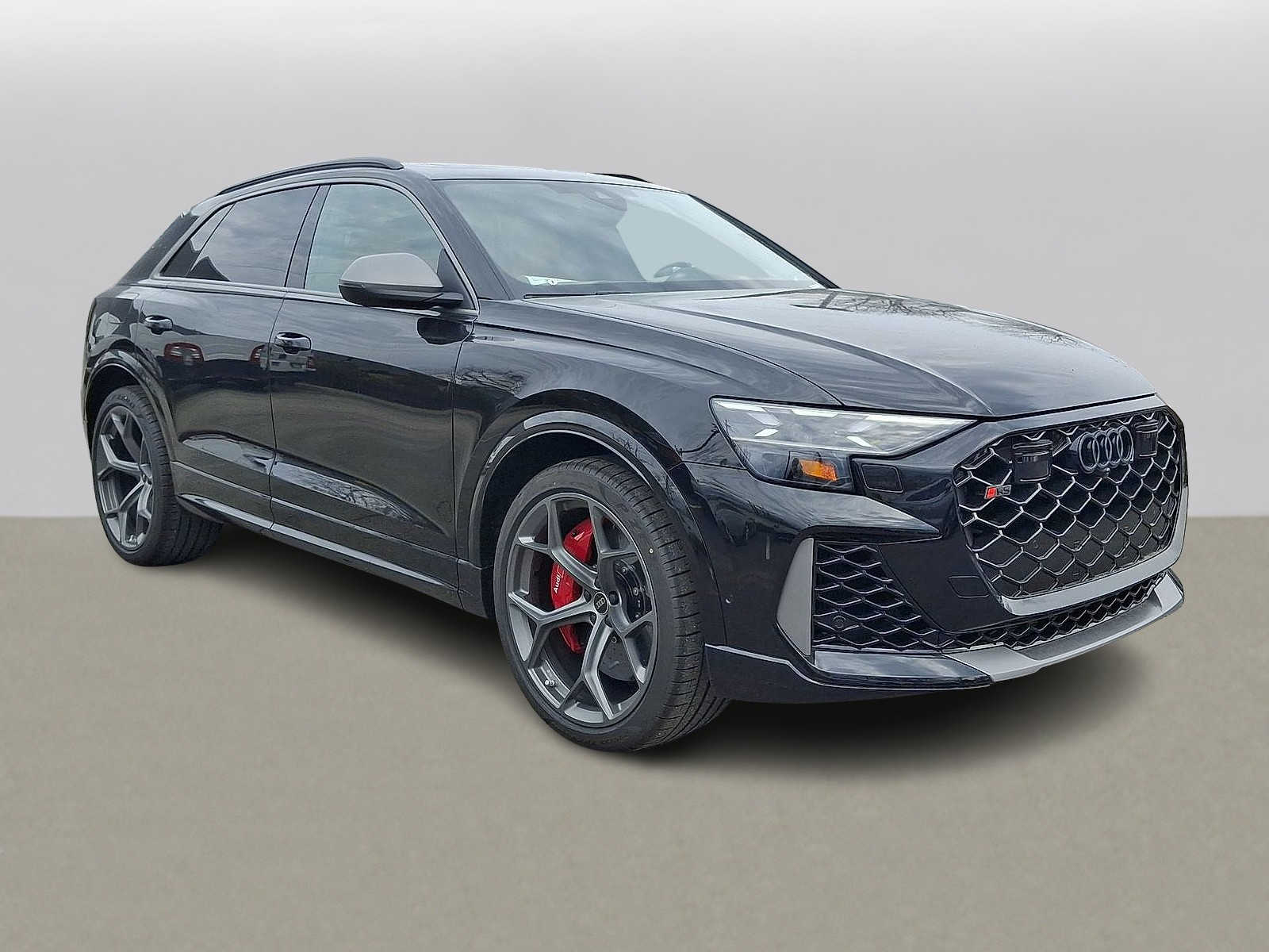 Thumbnail: 2026 Audi RS Q8 - 10