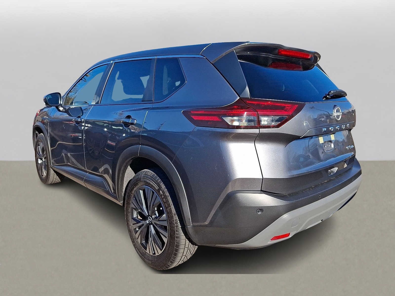 Thumbnail: 2023 Nissan Rogue - 4