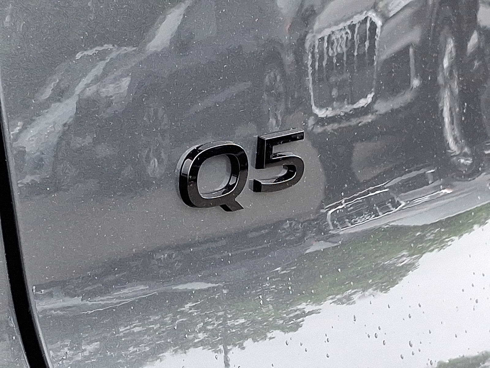 Thumbnail: 2025 Audi Q5 - 17