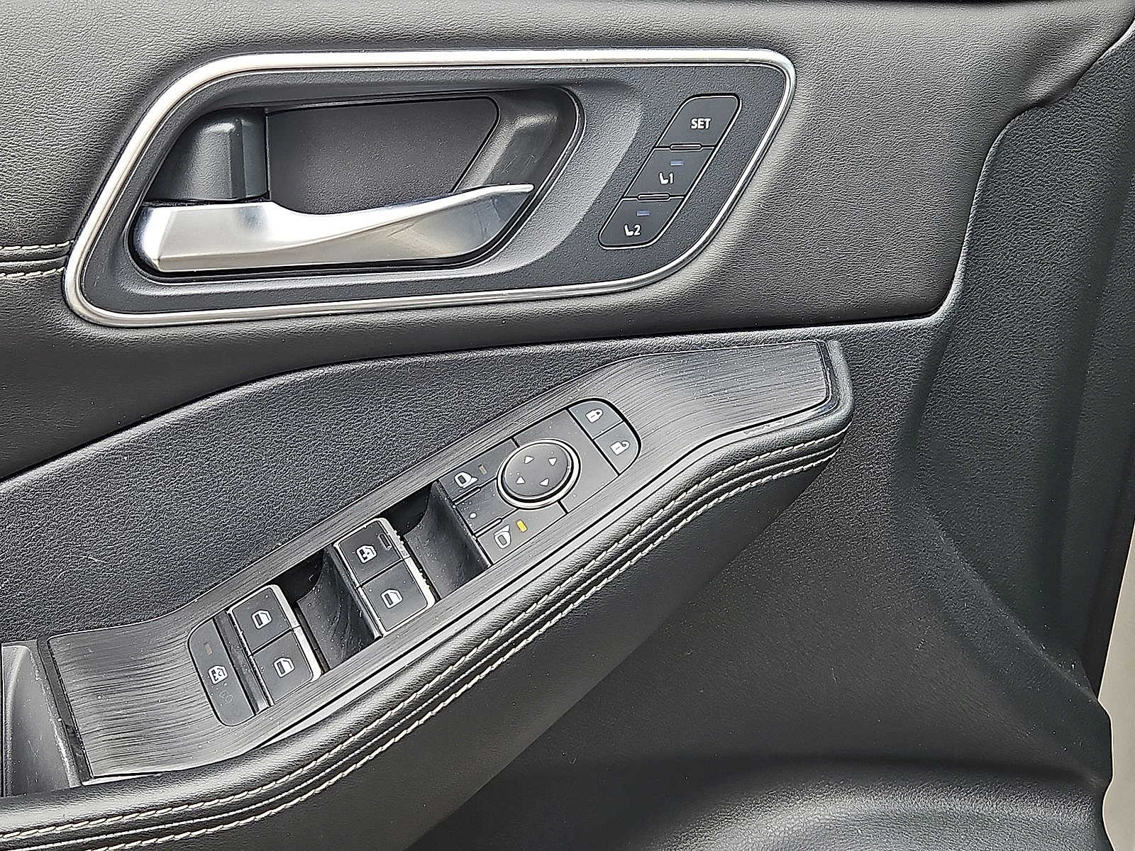 Thumbnail: 2022 Nissan Rogue - 10