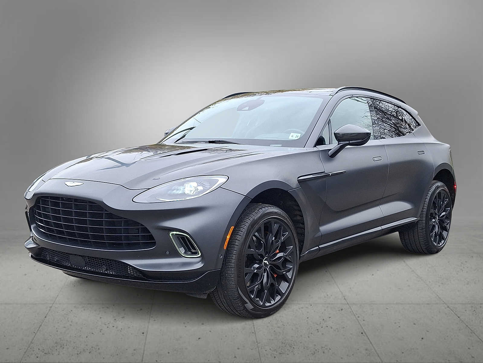Thumbnail: 2021 Aston Martin DBX - 1