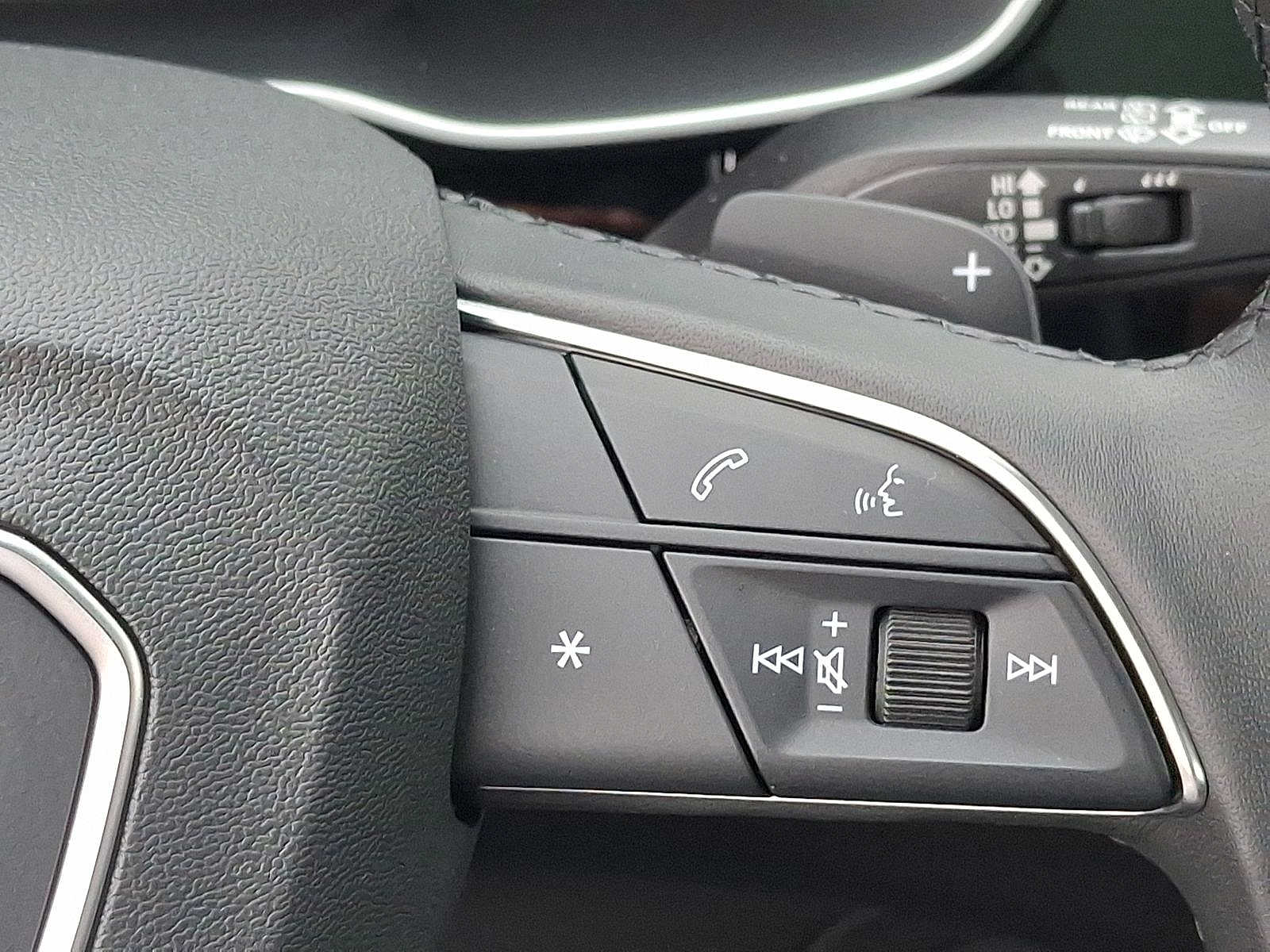 Thumbnail: 2025 Audi Q3 - 18