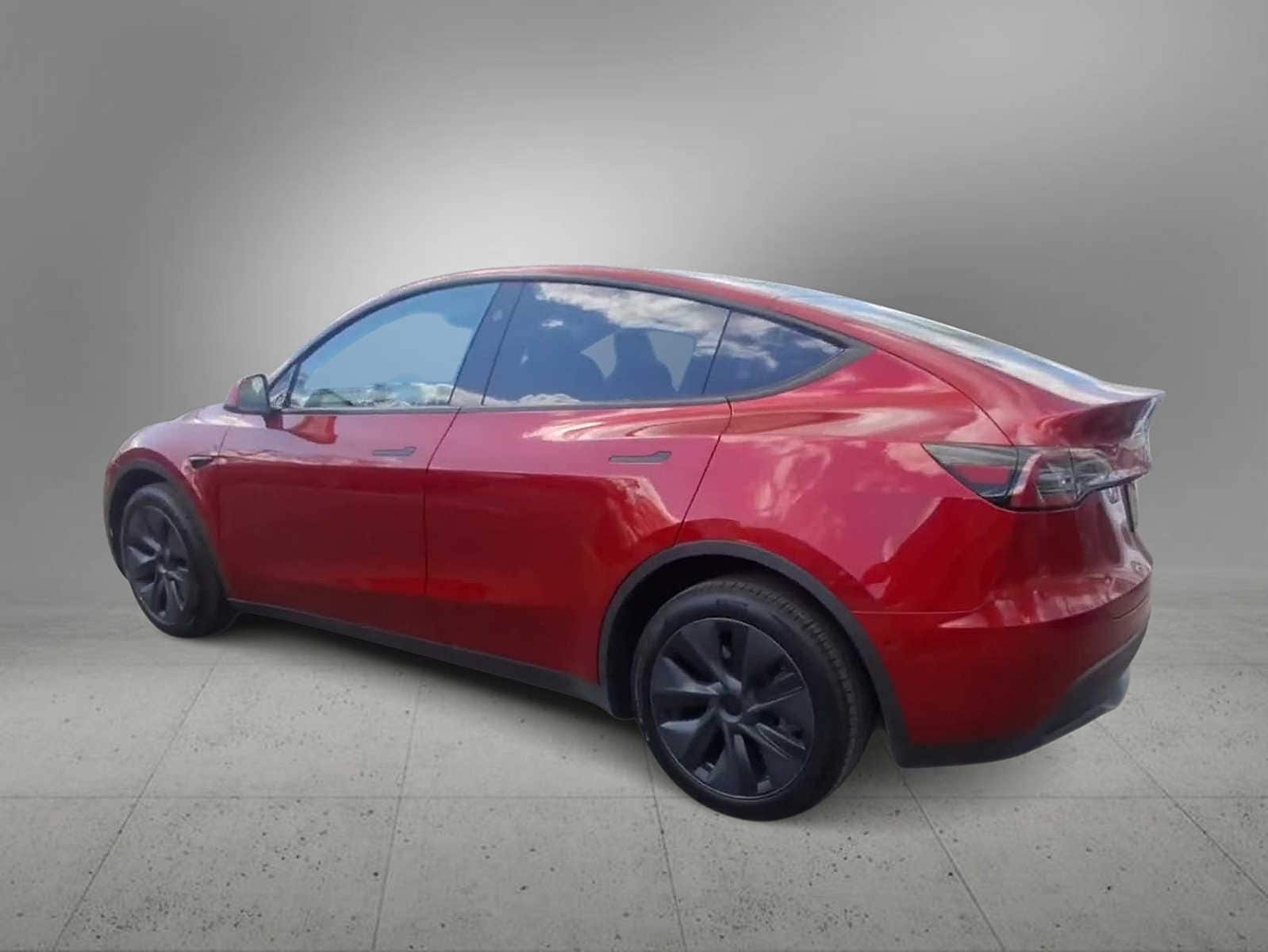 Thumbnail: 2024 Tesla Model Y - 6