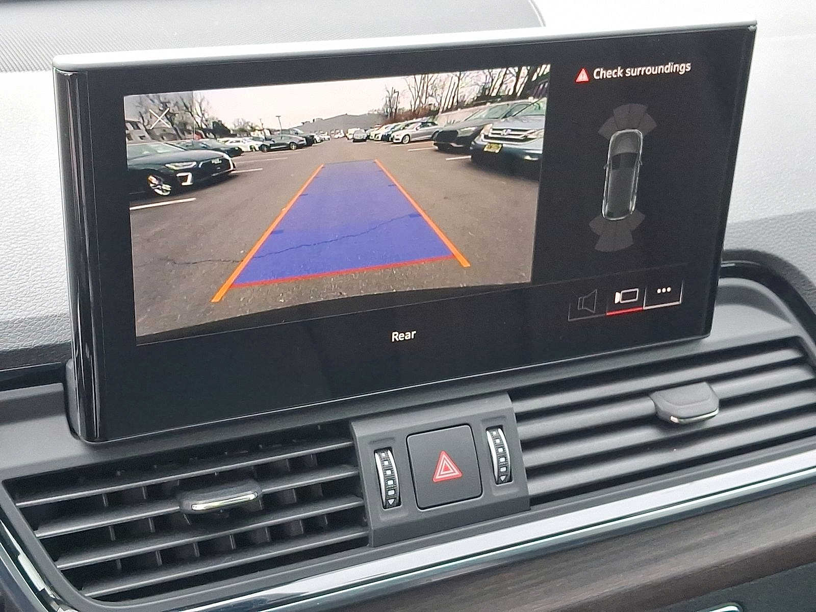 Thumbnail: 2023 Audi Q5 - 15