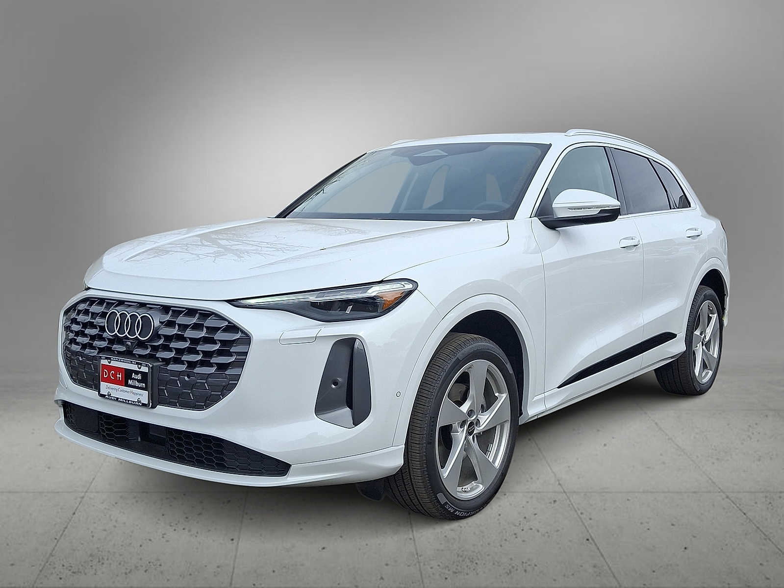 Thumbnail: 2025 Audi Q5 - 1