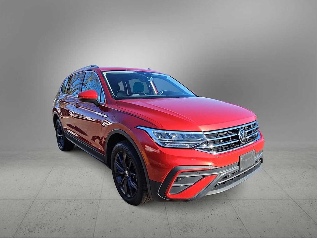 Used 2022 Volkswagen Tiguan SE SUV