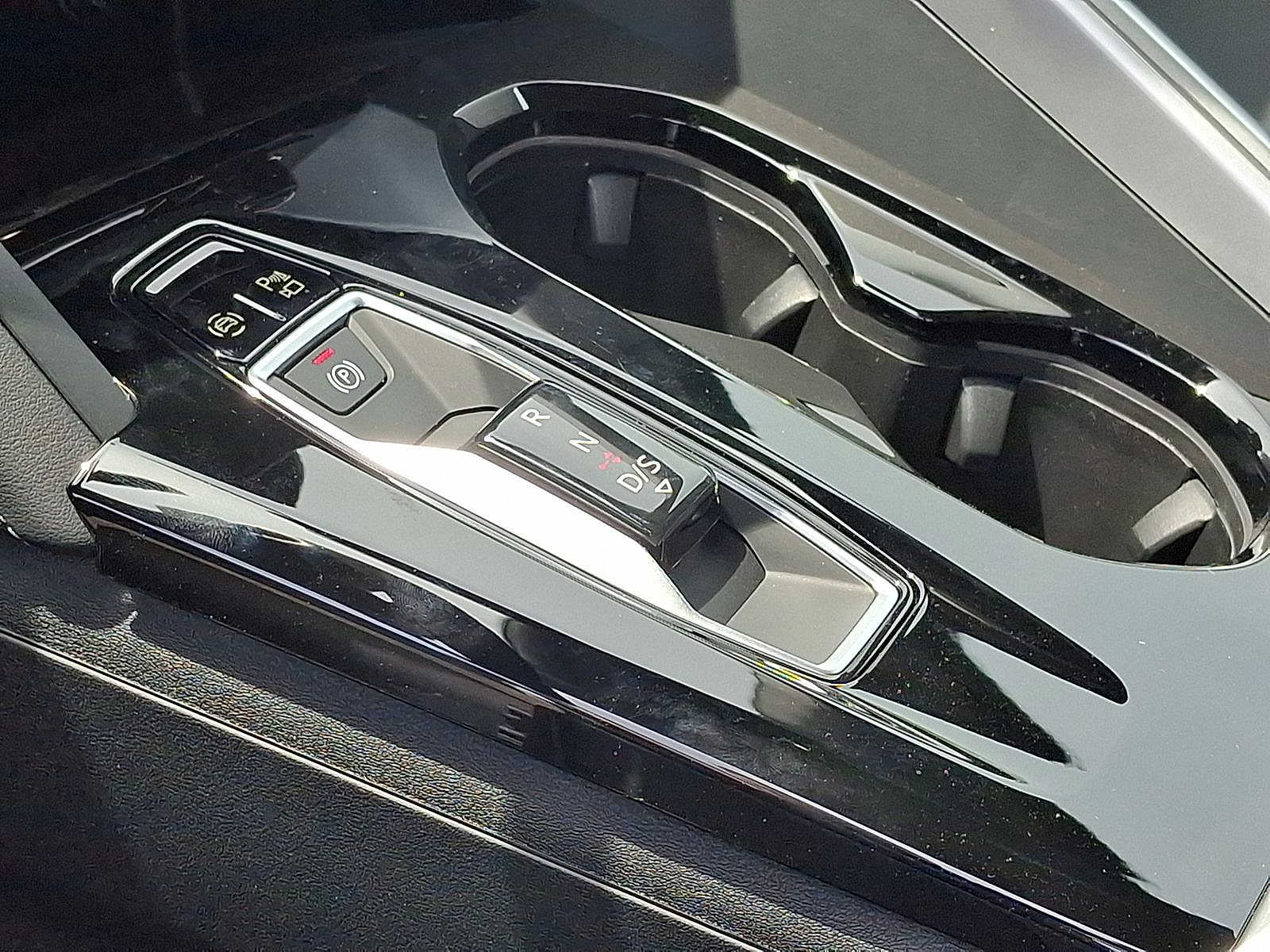 Thumbnail: 2026 Audi Q5 - 13