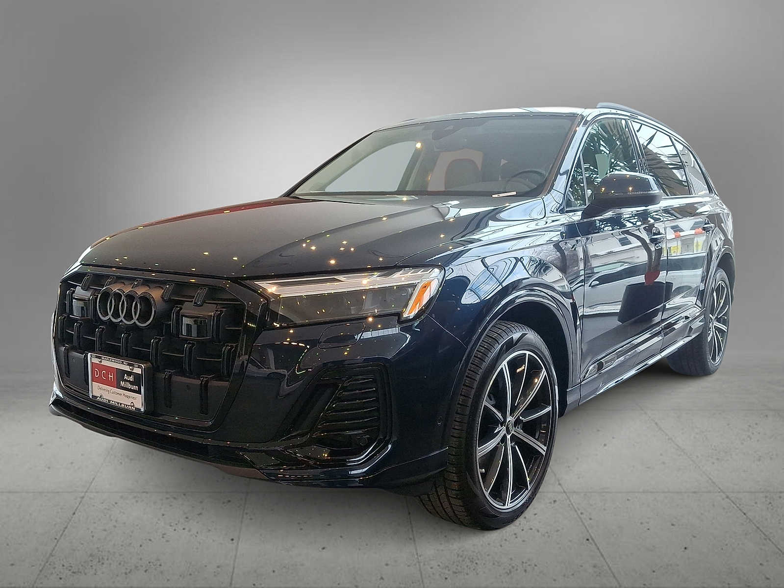 Thumbnail: 2026 Audi Q7 - 1