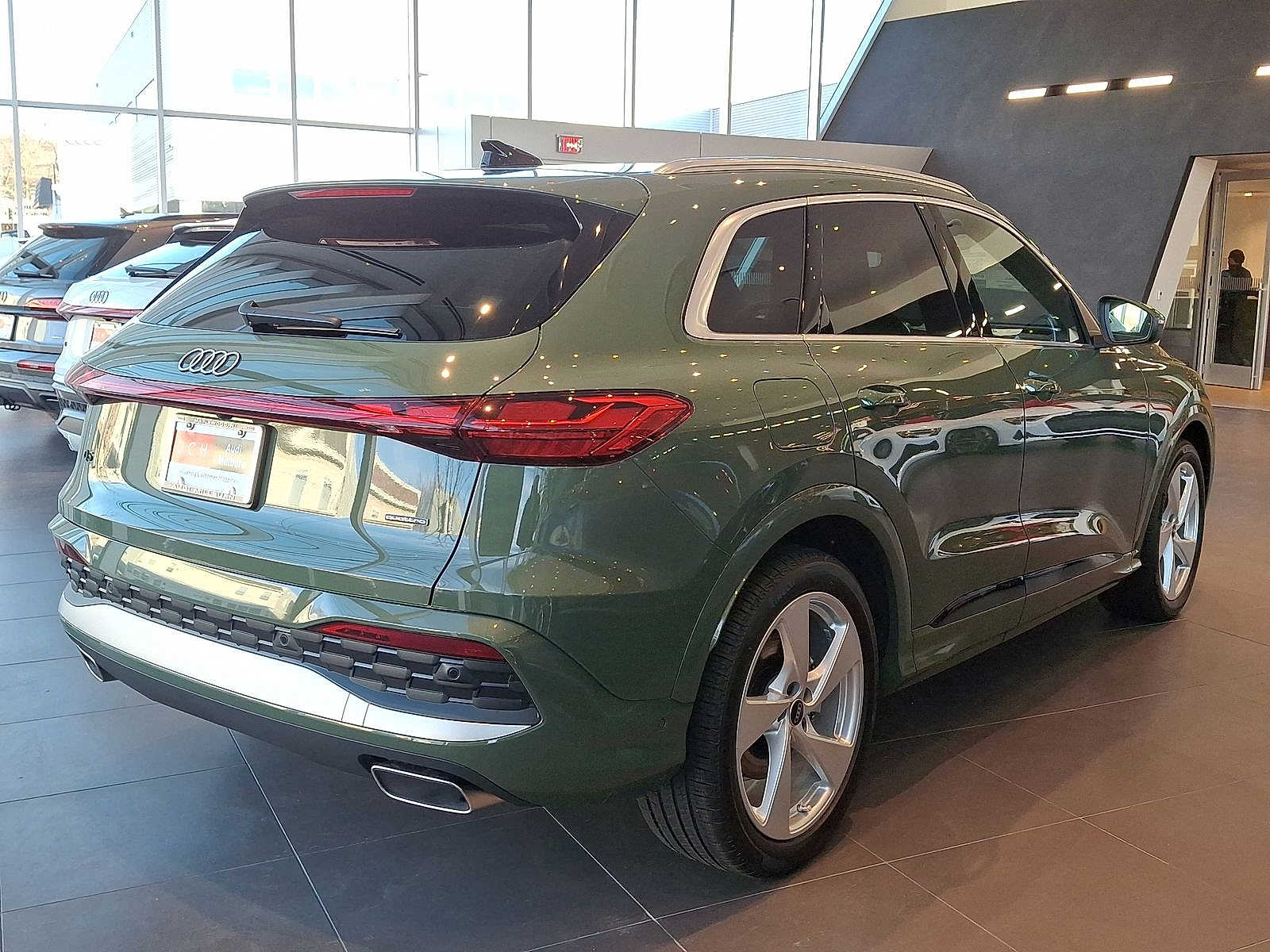 Thumbnail: 2025 Audi Q5 - 3