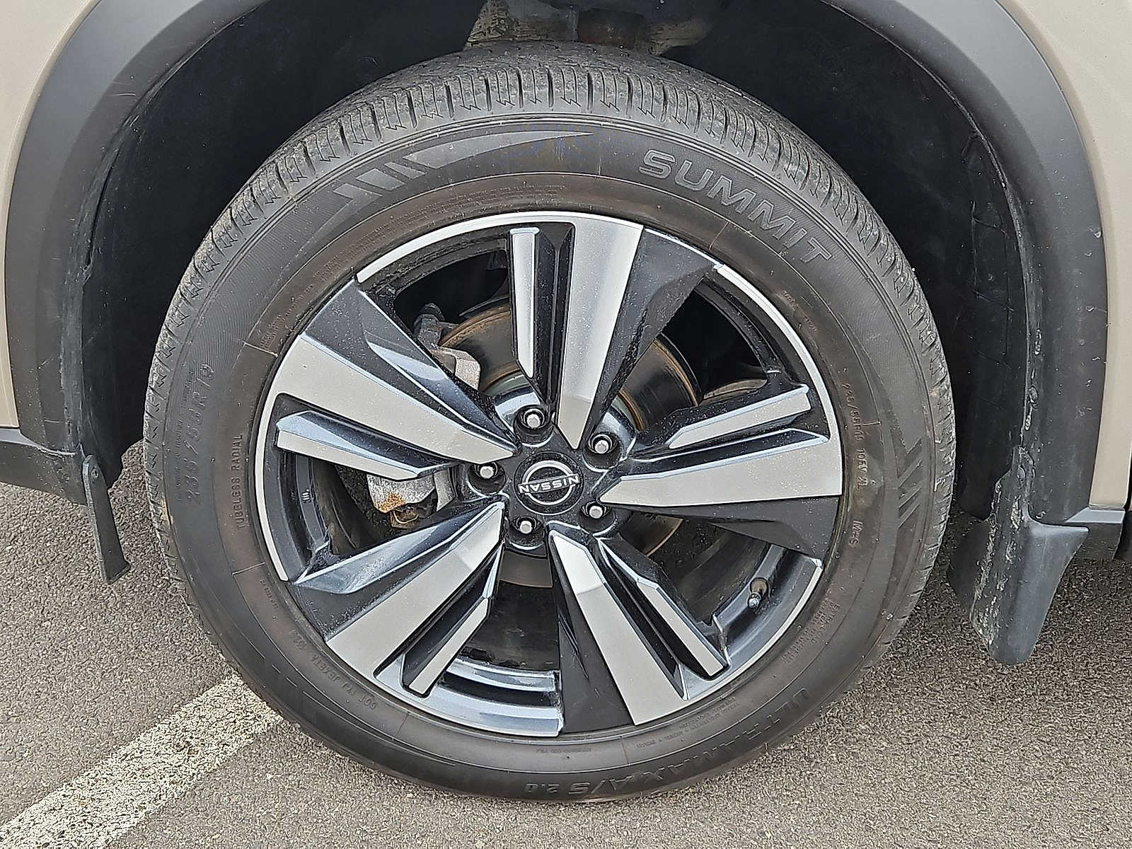 Thumbnail: 2022 Nissan Rogue - 27