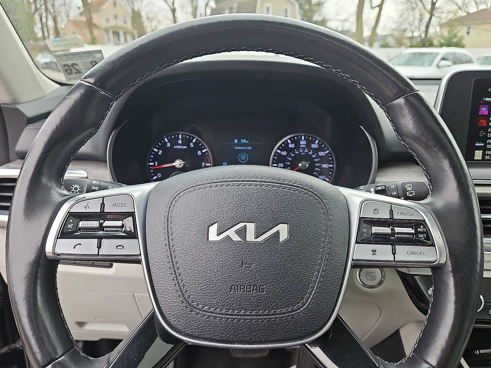 Thumbnail: 2022 Kia Telluride - 16